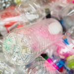 Impuesto a los envases de plástico no reutilizables