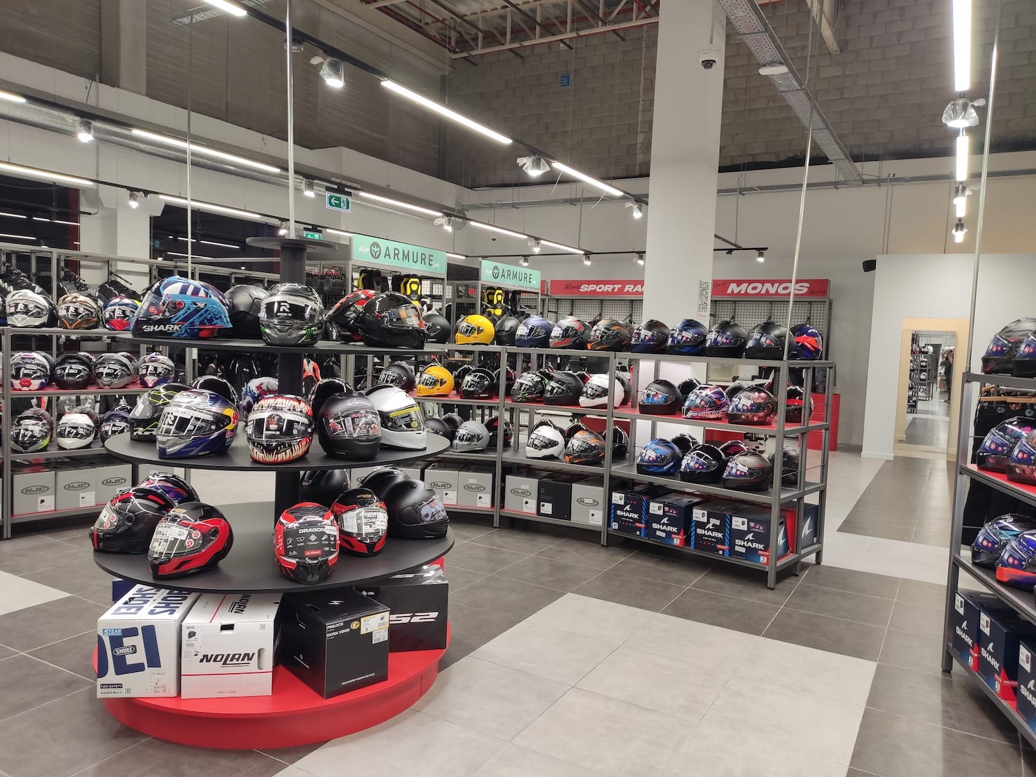 Motocard Carcaixent cascos 2